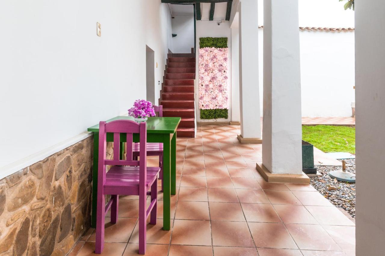 Dragonfly Guest House Сукре Екстериор снимка