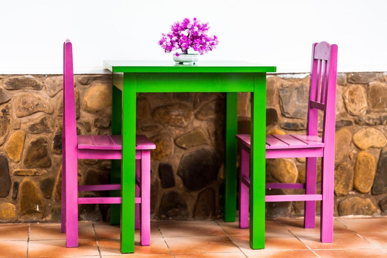 Dragonfly Guest House Сукре Екстериор снимка