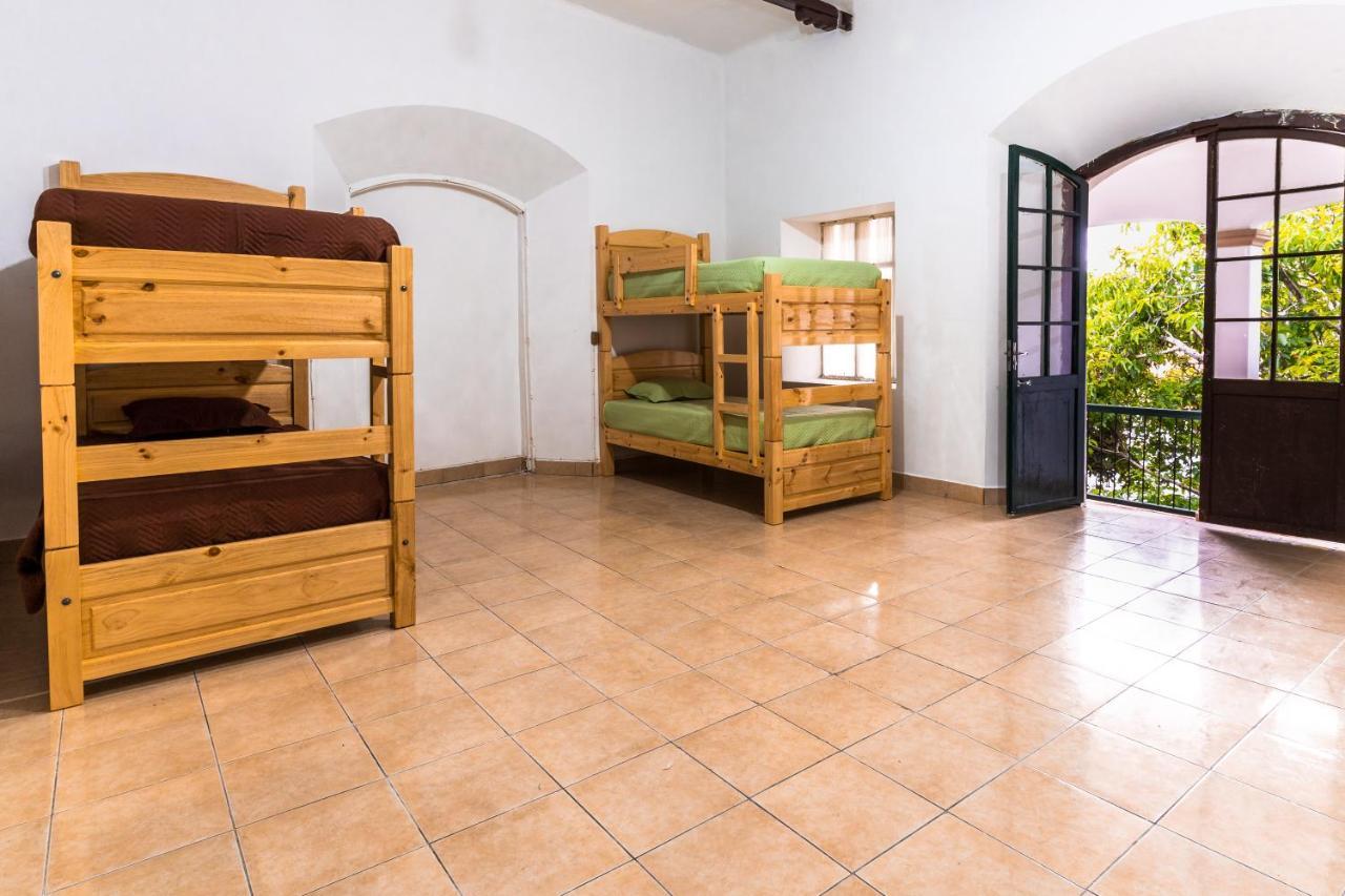 Dragonfly Guest House Сукре Екстериор снимка
