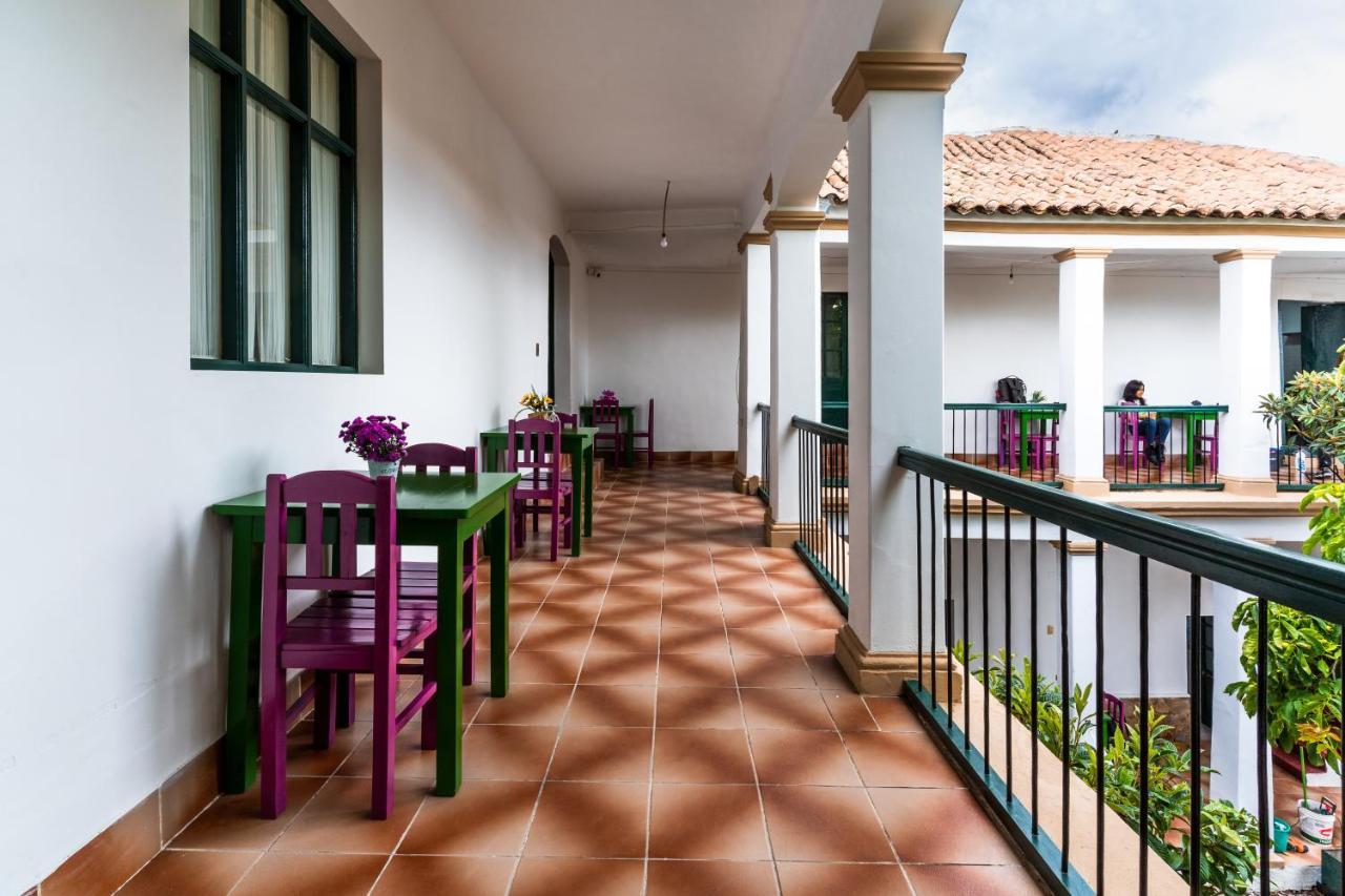Dragonfly Guest House Сукре Екстериор снимка
