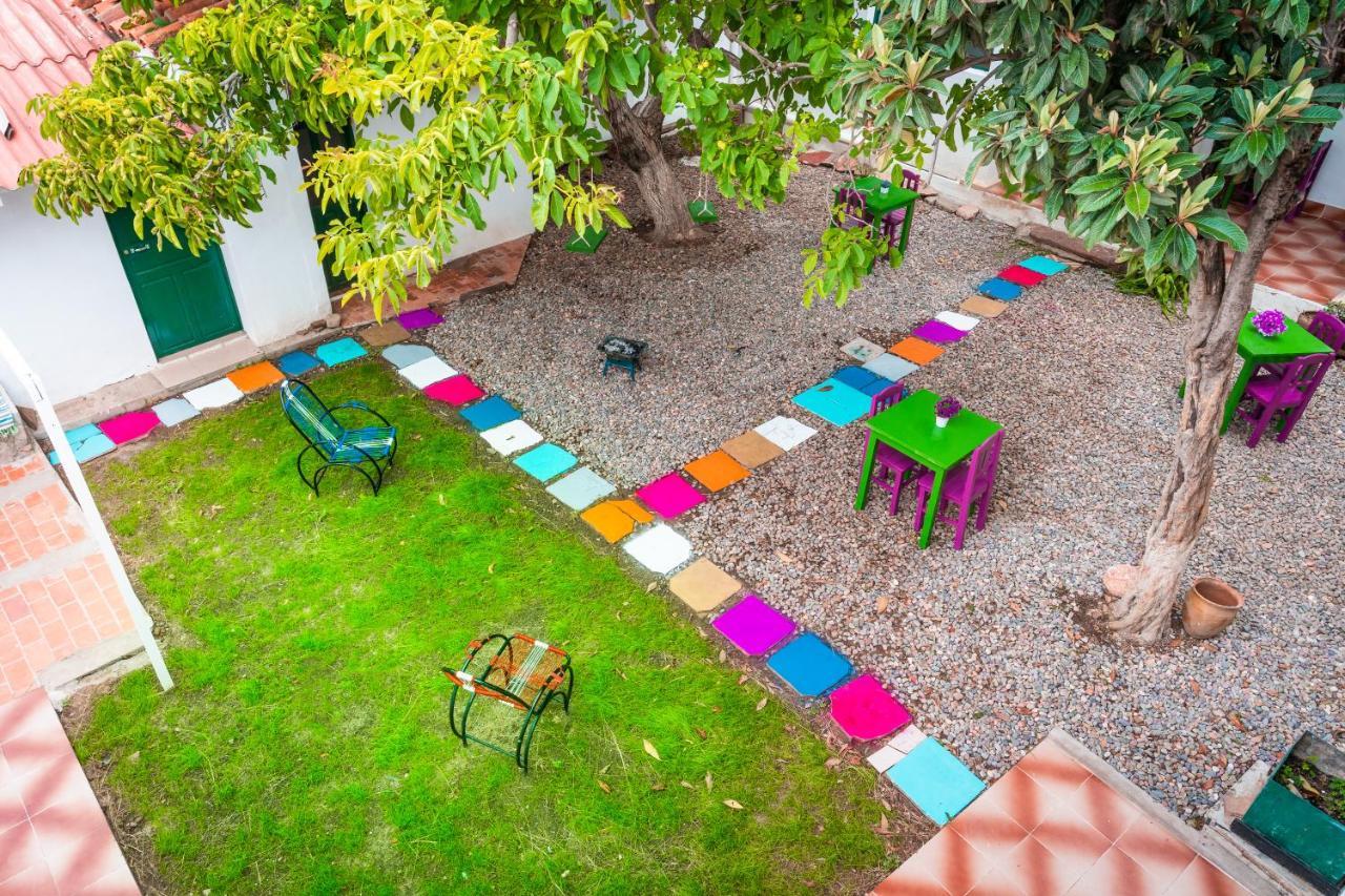 Dragonfly Guest House Сукре Екстериор снимка