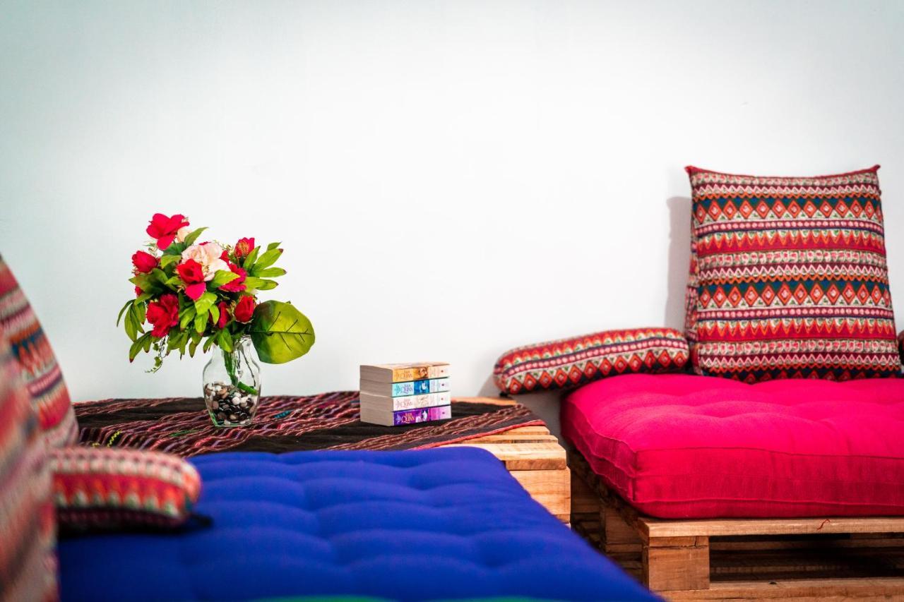 Dragonfly Guest House Сукре Екстериор снимка