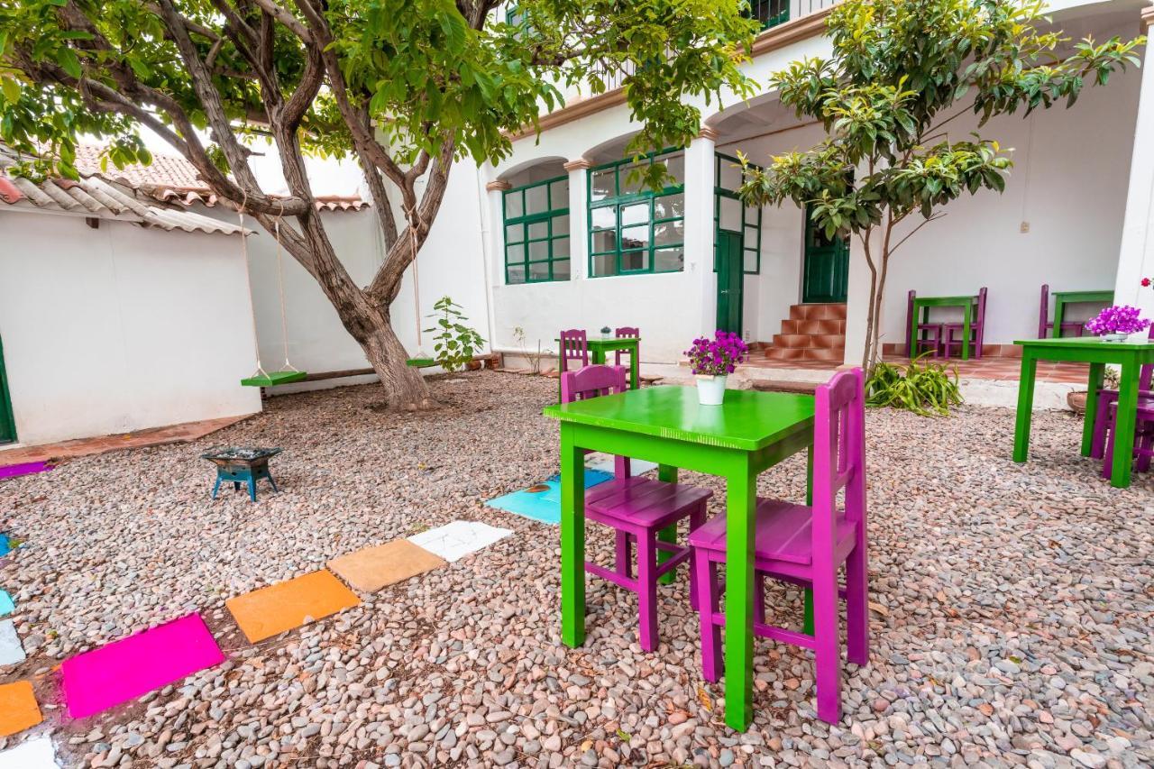 Dragonfly Guest House Сукре Екстериор снимка